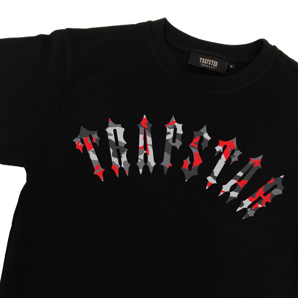 red trapstar t shirt