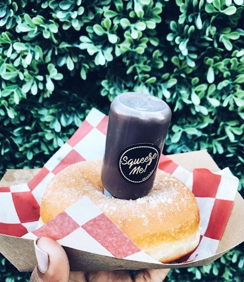 2ChiChicks's tweet image. @BomboBar You just made our day! Now one of our favorite donuts and sweet treat spot in Chicago! Trust us, you need to visit ASAP! #Bombobar #ChicagoEats #2ChiChicksApproved