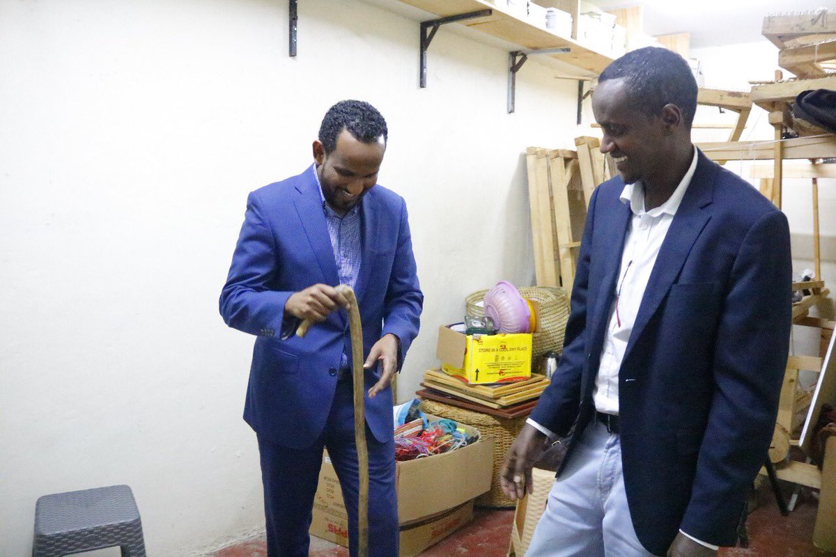 Br_Diini's tweet photo. Talk at @AwjamaOrg cultural center in Nairobi yesterday on identity and belonging along with Sh. Mohamed Kenyawi of Azhar University and Br. Hassan Sunni from Seattle, Washington. #Islaamnimo #Soomaalinimo #Baniiโaadanimo. https://t.co/RcRYi6aWog