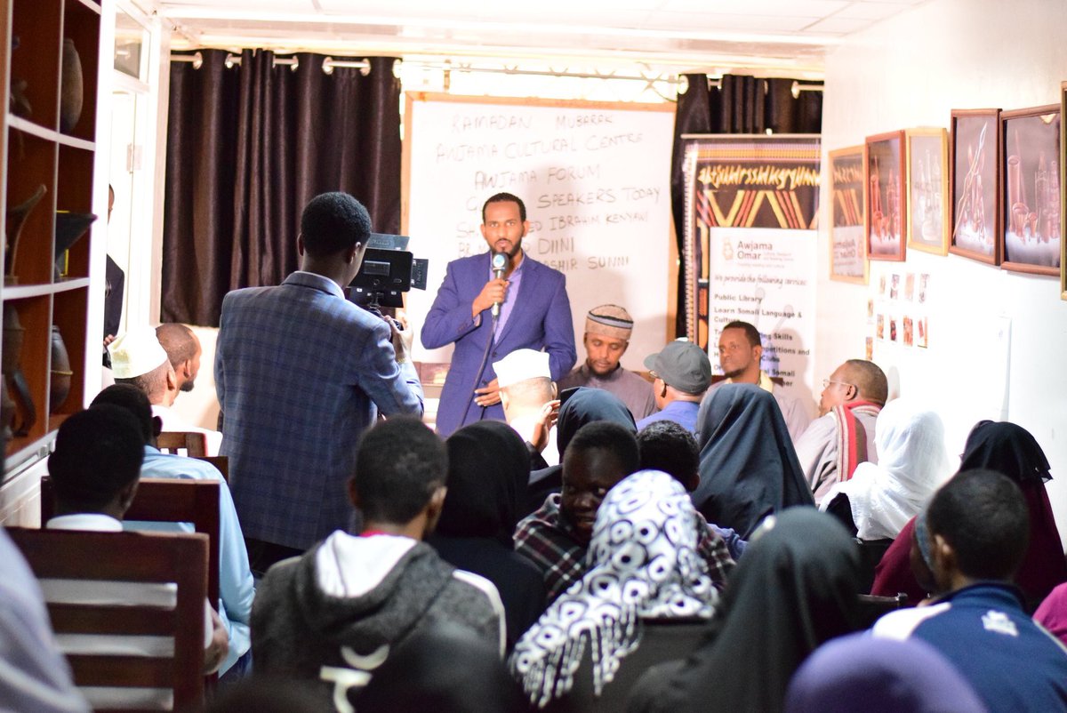 Br_Diini's tweet photo. Talk at @AwjamaOrg cultural center in Nairobi yesterday on identity and belonging along with Sh. Mohamed Kenyawi of Azhar University and Br. Hassan Sunni from Seattle, Washington. #Islaamnimo #Soomaalinimo #Baniiโaadanimo. https://t.co/RcRYi6aWog
