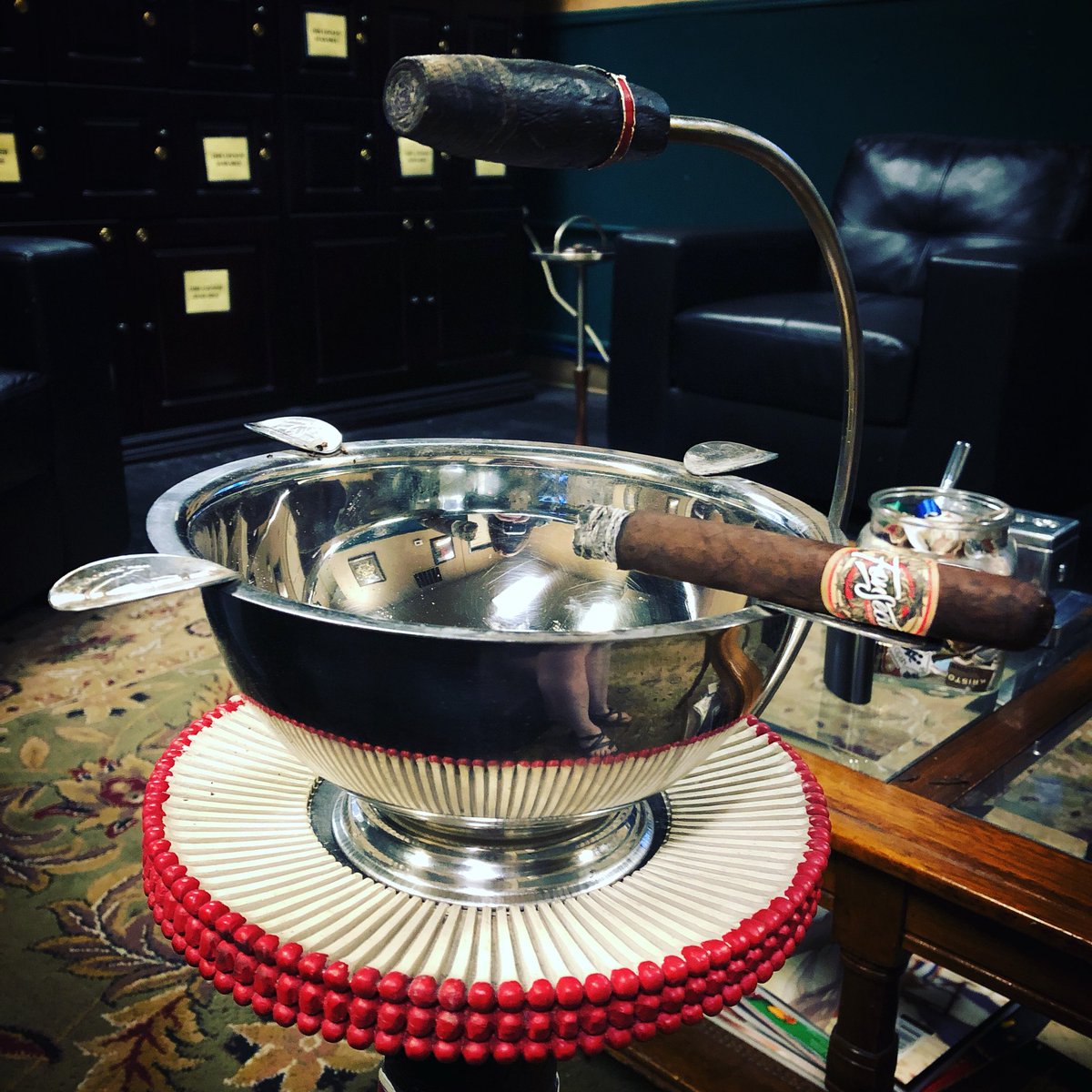 3DsCigars's tweet photo. This months #cigarofthemonth is the @quesadacigars #fonsecanicaragua #petitecorona! Stop by and get yours!!! #cigarlifestyle #cigarlife https://t.co/Pkqa7kZxMR