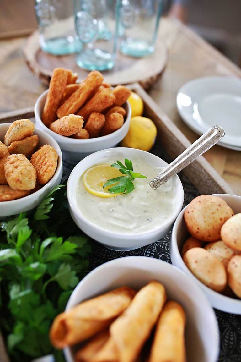 FarmRichSnacks's tweet photo. Summer Vacation: Where routines fall by the wayside and snacks for dinner are the new norm. Easy eats➡️in the freezer section! #SnackDinner #FarmRich 
(📷@TangledwTaste) https://t.co/ShgkLLV6nv