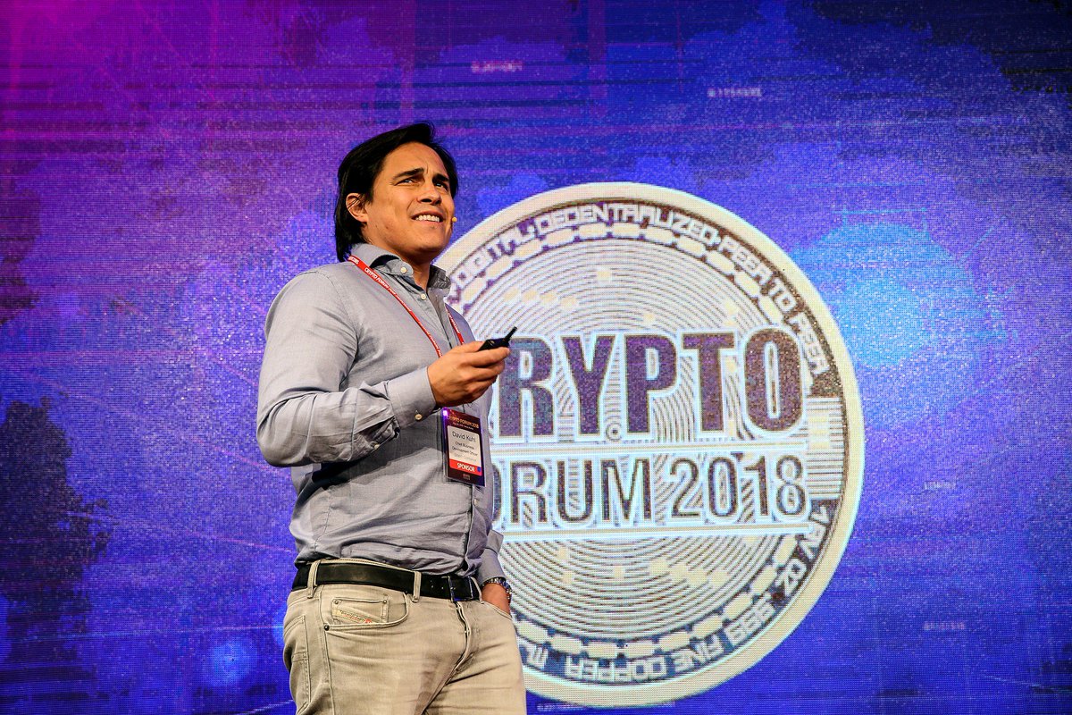 DConferenceIO's tweet photo. David Kuhl, the Chief Business Development Officer of Smart
Container, speaking at Crypto Forum for Hotcoins! https://t.co/mRLCd11jCA
