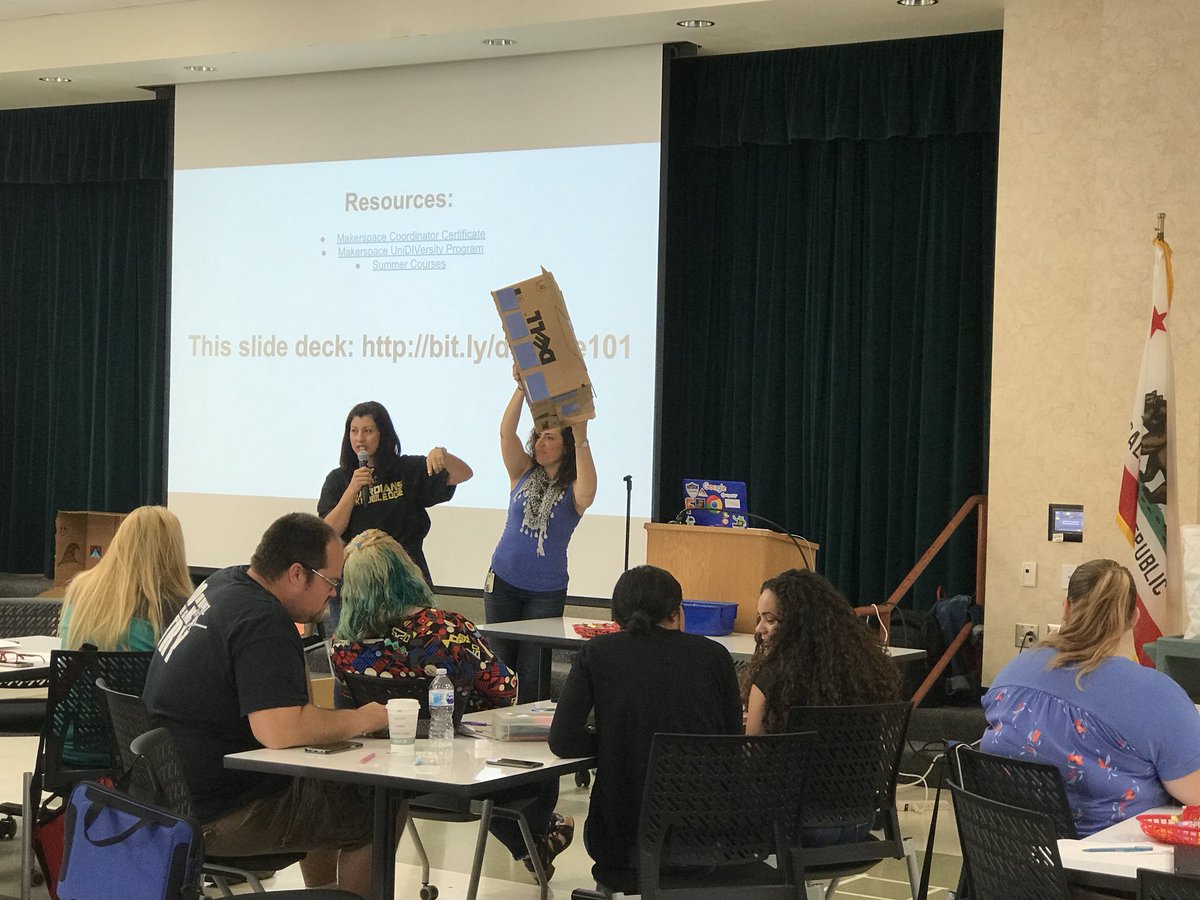 Tina_Angkasuwan's tweet photo. Thanks @LisaTeachesTech...Great #DesignThinking #DesignMaking session! #OurDreamClassroom @VVUSD_EL @avazquezELD #ValVerdeRockstar @ValVerdeUSD https://t.co/CQvzy935ui