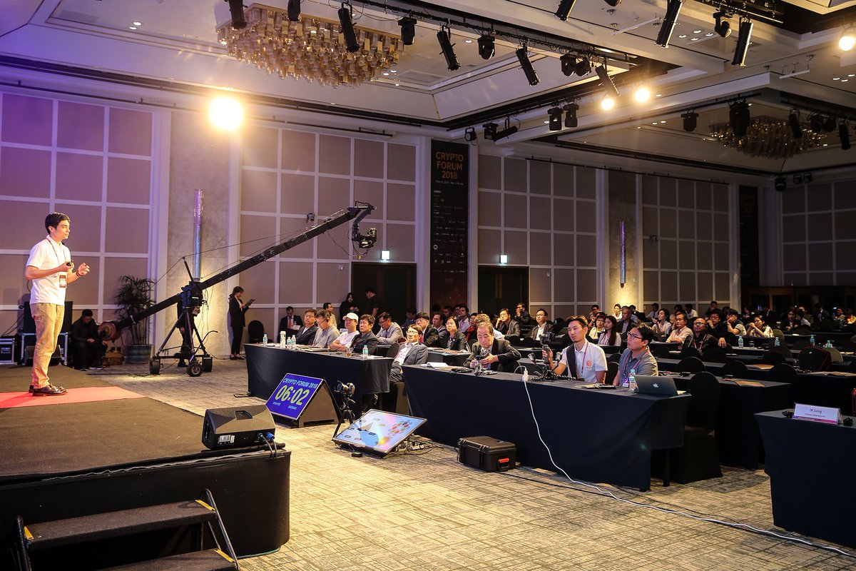 DConferenceIO's tweet photo. Yonghyun Kwon, the Wellness Director of PRASM, speaking at Crypto Forum for Hotcoins! https://t.co/NIt7Hmz8Z5