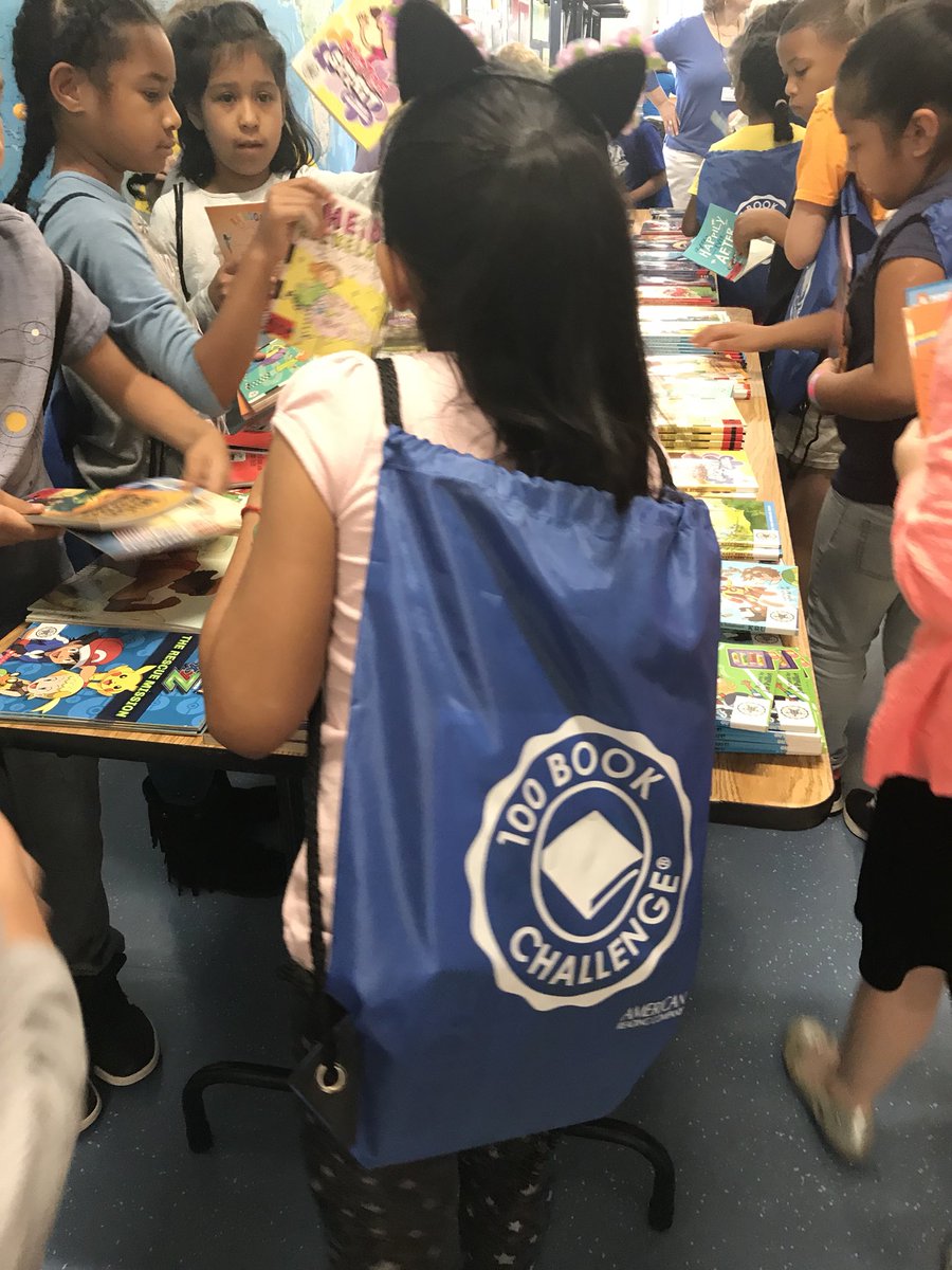 manateereads's tweet image. Our 2nd and 3rd grade readers were thrilled to select 3 MORE books in addition to their 5 from the Book Swap! Thank you @DurhamPublicSch for understanding the importance of summer reading! @ClubBlvdManatee  #nosummerslide #welovebooks