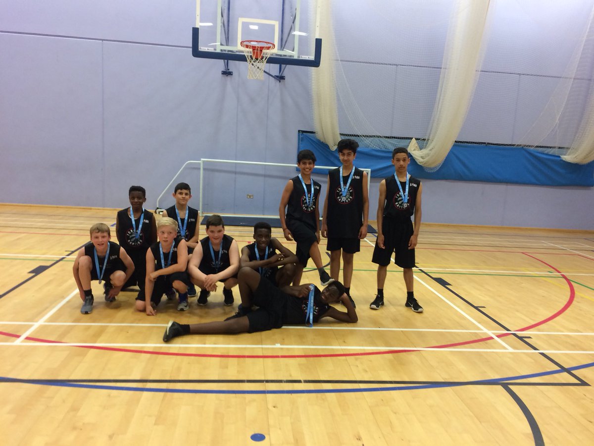 NYCOneFit's tweet photo. Great end of season year 8’s basketball tournament today @citctweets @NYCOneFit @OasisMediaCity @AllHallowsRC @swintoncoop @Kfit https://t.co/YVytR67lvi