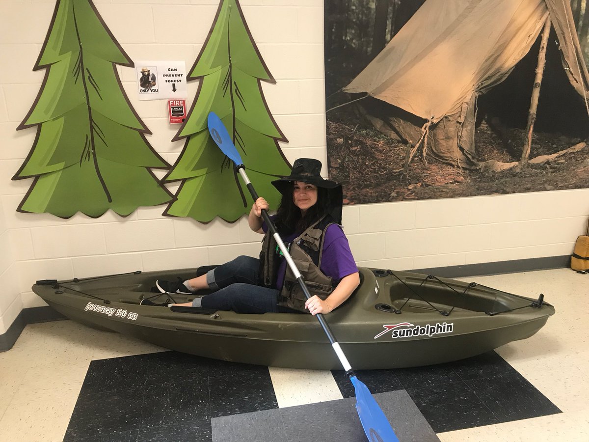 MrsHeathington's tweet photo. I gained more PBL knowledge while PBL camping @burkburnettisd with @BIEpbl it just wore me out!  Such a great training! #BISDpbl #BeInSpireD https://t.co/AmXBke9HQe