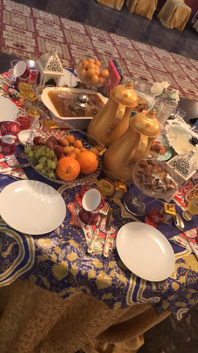 al_mhd1's tweet photo. 🔴عاجل
رشحت لجنة التقييم "معيضه عوض" في فرع مسابقة #اجمل_مائده_رمضانيه_بالمهد إذا كنت ترى أنها تستحق المركز الأول عليك دعمها بالتصويت لها من خلال إعادة هذه التغريدة🔄.
علماً بأن التصويت لمدة 24 ساعة . #مهد_الذهب @al_mhd1 https://t.co/seoYWS48Rq