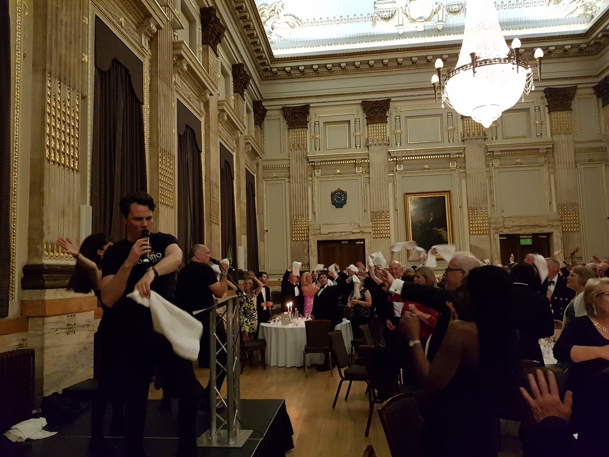 JonathanCSmith0's tweet photo. Great night @OGGSVenue @ICE_engineers President's Reception representing @Cundall_Global @ICE_NE and #ICEfutureleaders alumni! Particularly enjoyed the mid meal entertainment by @incognitoartist https://t.co/6sxaZTnIfQ