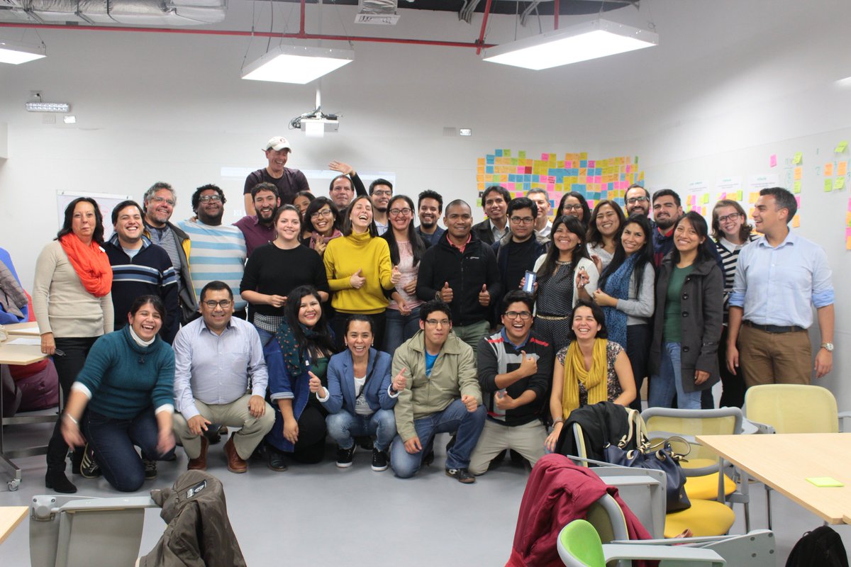 MundoKnowmad's tweet photo. Hecho el primer #Meetup en Lima! > La verdadera revolución #knowmad está en todas partes! Existimos para conectar y cocrear en comunidad #SomoslaReddelaqueFormamosParte #HPK La academia, empresa y colectivos TODOS unidos de cara al futuro @moravec @KnowmadSociety @danielitohead https://t.co/wqhjmuc0Wc