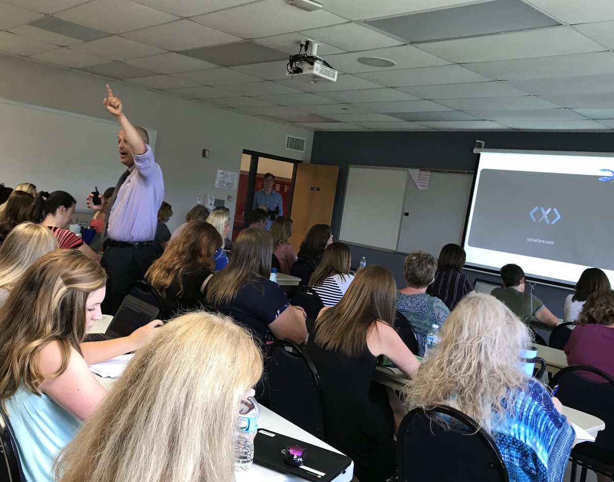 cmom123's tweet photo. I am beyond blessed to be a part of a corporation that invests so much in its teachers. Two amazing days spent learning how to make a difference! Thank you @S_DCSC for giving me the opportunity to be inspired @splashelearning! #SDLearningtoLead .... https://t.co/wllvFV60tp