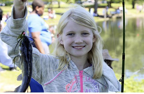 dakotafarms's tweet photo. Don’t forget it’s “Free Fishing Weekend 2018” from noon Friday June 8th until midnight Sunday June 10th, no angler will need a fishing license or trout permit anywhere in Arkansas. #GameWardens #FishArkansas #FishNatural #TakeAKidFishing @ARGameandFish https://t.co/g06ZEsLNEn
