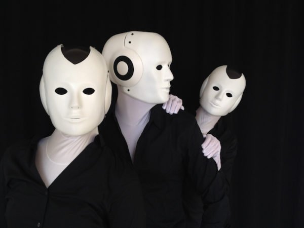 Humanoid Actor with robot costume: we-love-robots.com/humanoid-robot…