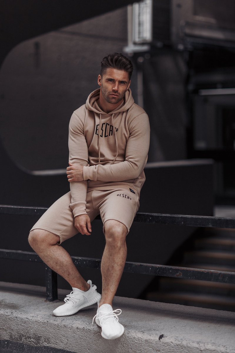 Descryuk's tweet photo. Our new summer range will be launching tomorrow at 6pm. Loads of new drops coming 👀
https://t.co/BxaLaN9FRJ https://t.co/jLrhgPcT34