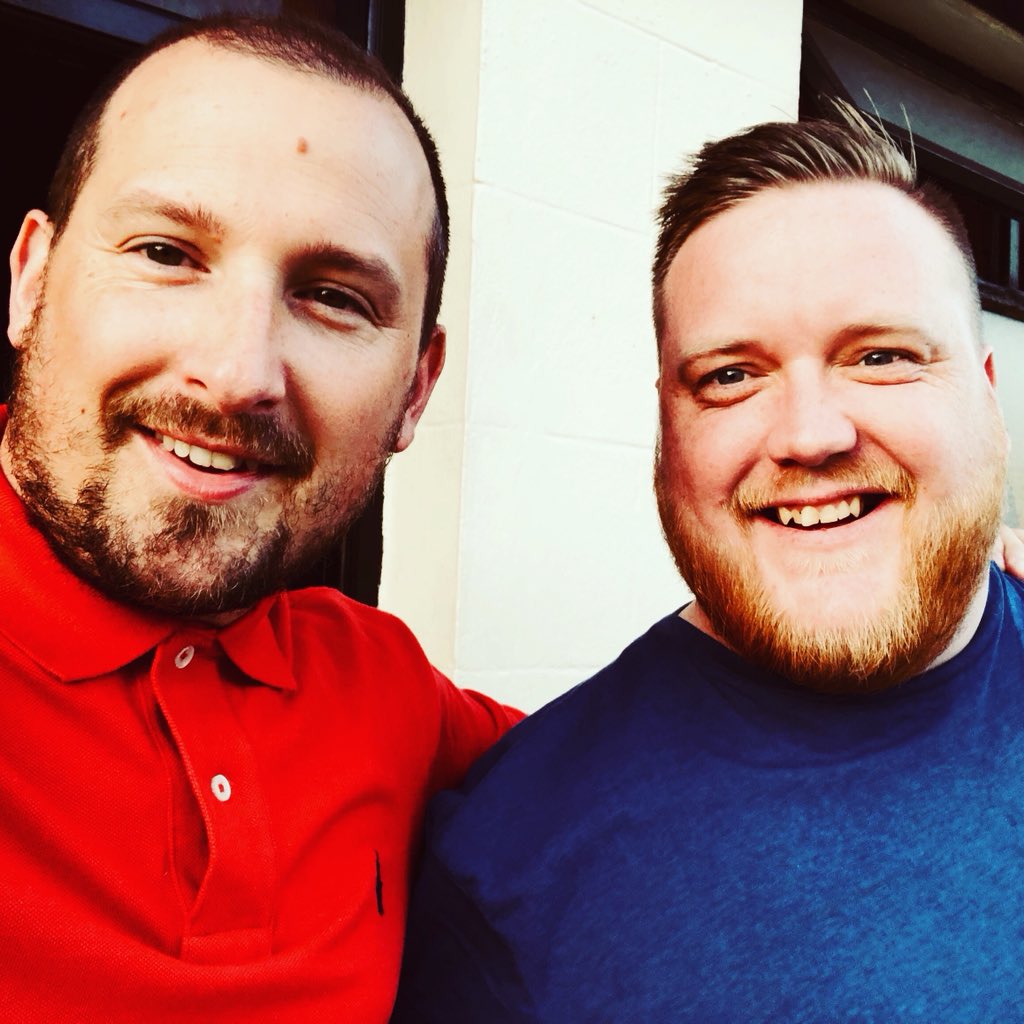 TheSullis's tweet photo. Me and my good pal last night. Visiting from NYC. #HandsomeCunts #Handsome #Cunts #OneBeard #Stubble #ManLove https://t.co/aRTsFMF0qv