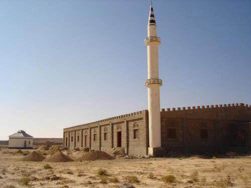 Somarchitecture's tweet photo. Markaz Asunnah Masjid, Badhan βBaranβ Sanaag π πΈ unknown #Badhan #Baran #Sanaag #somaliarchitecture #architecture #nabadiyonolol #architecturelovers #somalimosque #ramadan #city #cities #architecturephotography #reform #repair #restore #reclaim https://t.co/pdeZiJLUjf
