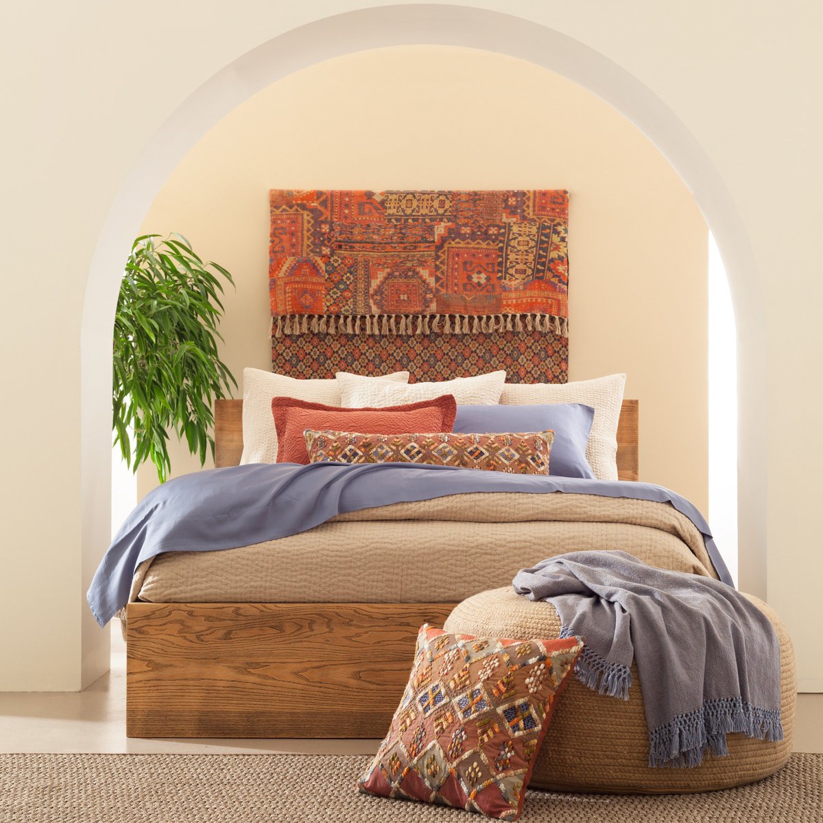 Vibrant, exotic, and rich with detail. Morocco is the place for those with bold taste. Visit to shop styles with spice. bit.ly/2Lt1mPV  #liveinperigold #morocco 📷 Pine Cone Hill by <a href="/AnnieSelkeCo/">Annie Selke</a>