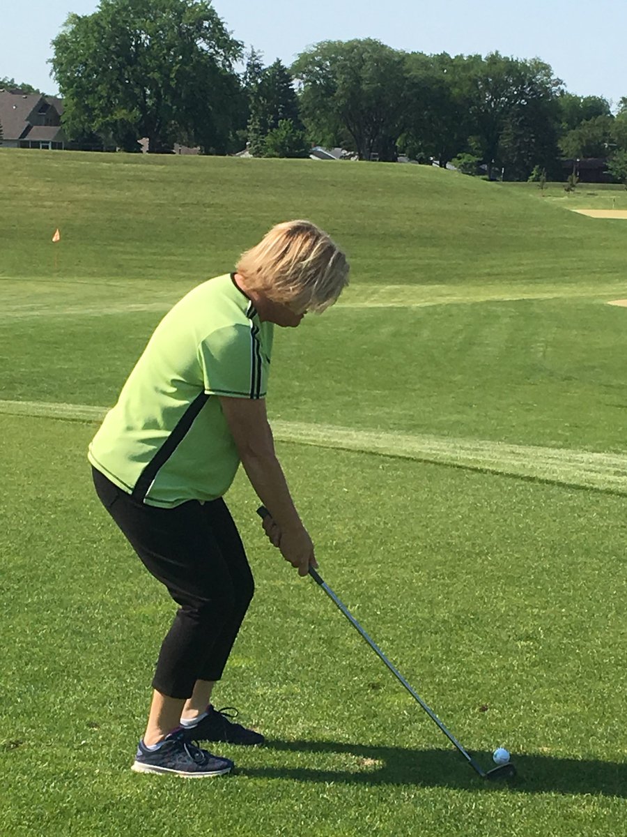 MarcyBrush's tweet photo. Getting ready to play the first round of #golf for the season. #ElZagal #learningtogolf #SummerFunInFargo https://t.co/pgfRoC2Bzm