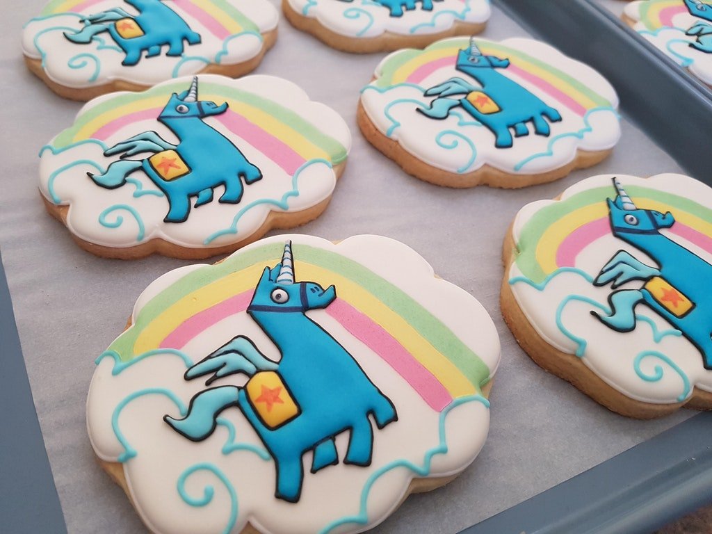 Fortnite Llama Cookie Cake Do You Get V Bucks For Buying