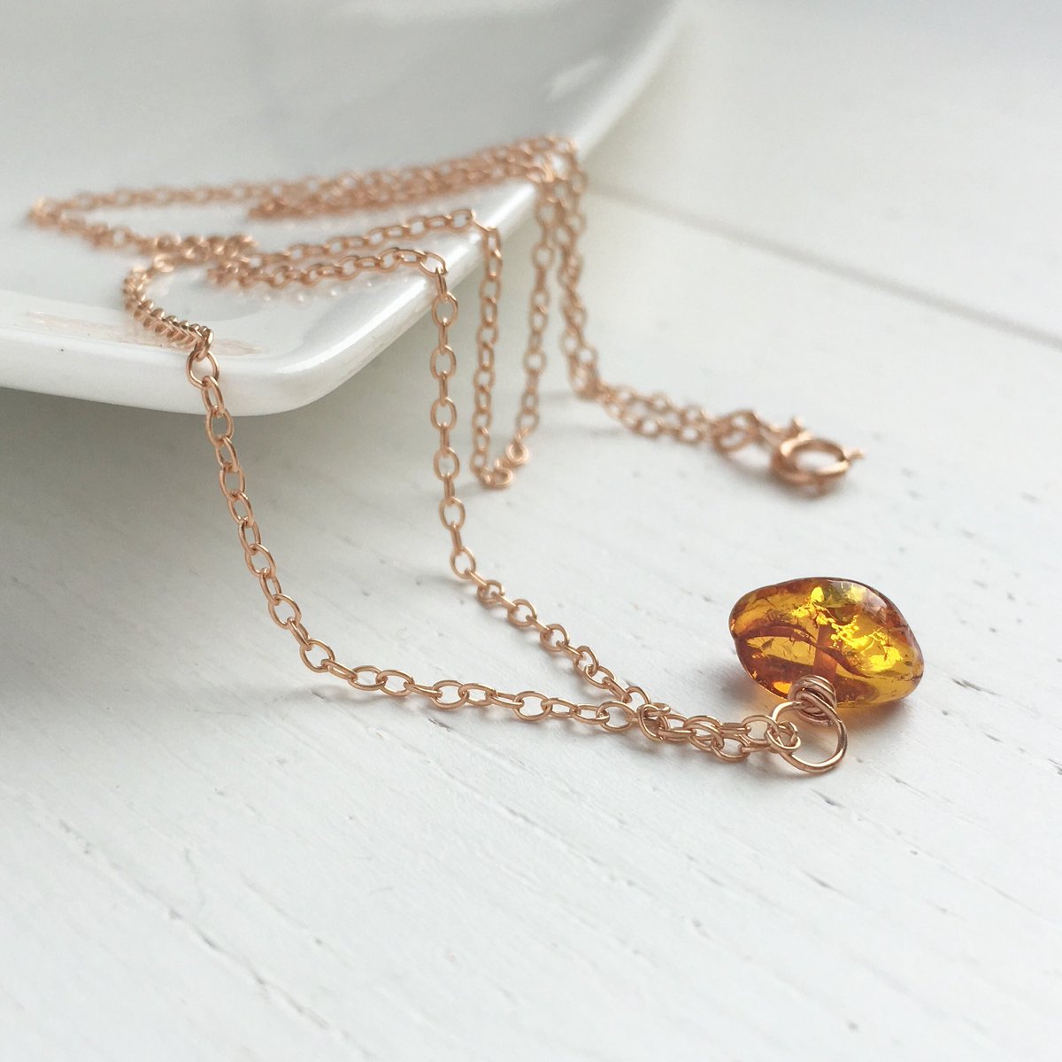 madebymissm's tweet photo. Amber is always a great idea. It calms and heals. 

https://t.co/6pAvoUH1mB

#madebymissm #Londonislovinit #craftbuzz #etsyuksellers #thingsfromlondon #amber https://t.co/cdRSbcihP7
