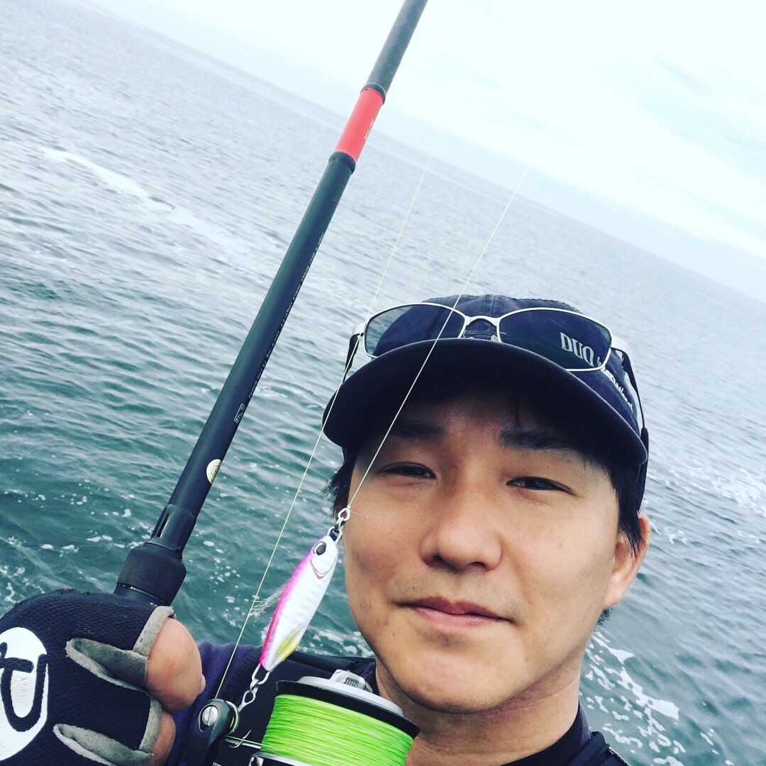 naonoumigasuki's tweet photo. 今日は裏磯!
いい潮目で出るけど、異常なし!
回遊待ちかな?
天気は珍しく上向いて、気持ちの良い朝です!
.
#江ノ島 #裏磯 #ショアジギング #ドラッグメタルキャスト #duojpn #duointernational #dragmetalcast
#PAZDESIGN #パズデザイン https://t.co/WQQiL6jKsx