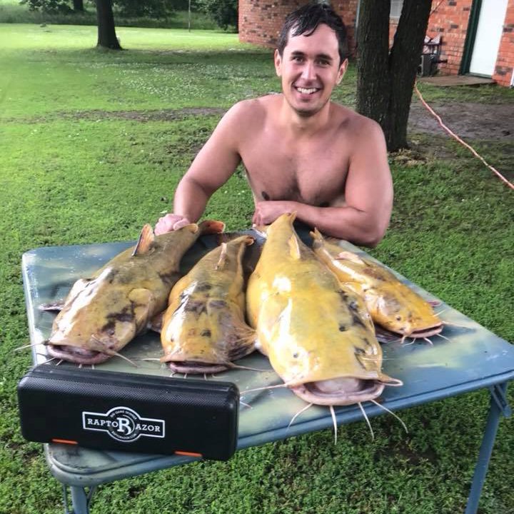 The catfish have met their maker! Heat up the fryer! #raptorazor #filletmako #catfish
