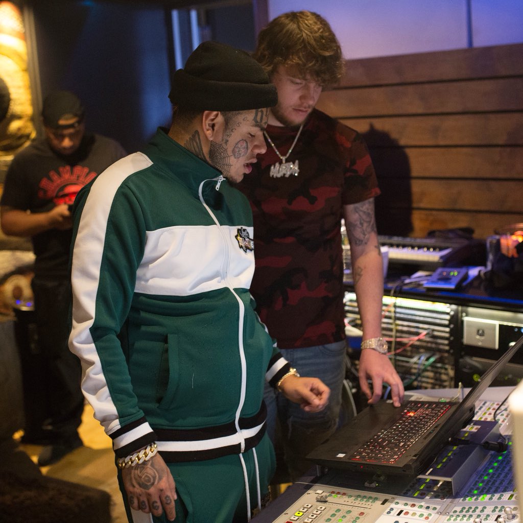 murdabeatz's tweet photo. 🤔🤔🤔🤔🤔 @6ix9ine https://t.co/yT9mwfdQvF
