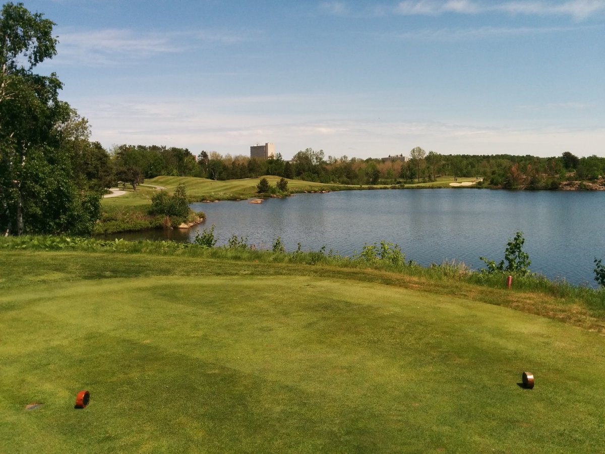 JayRay1116's tweet photo. I see it's just a routine start to the back 9 here 😐. Can't wait to play this track! #Idylwylde #tipitout https://t.co/neuLZJdeGP