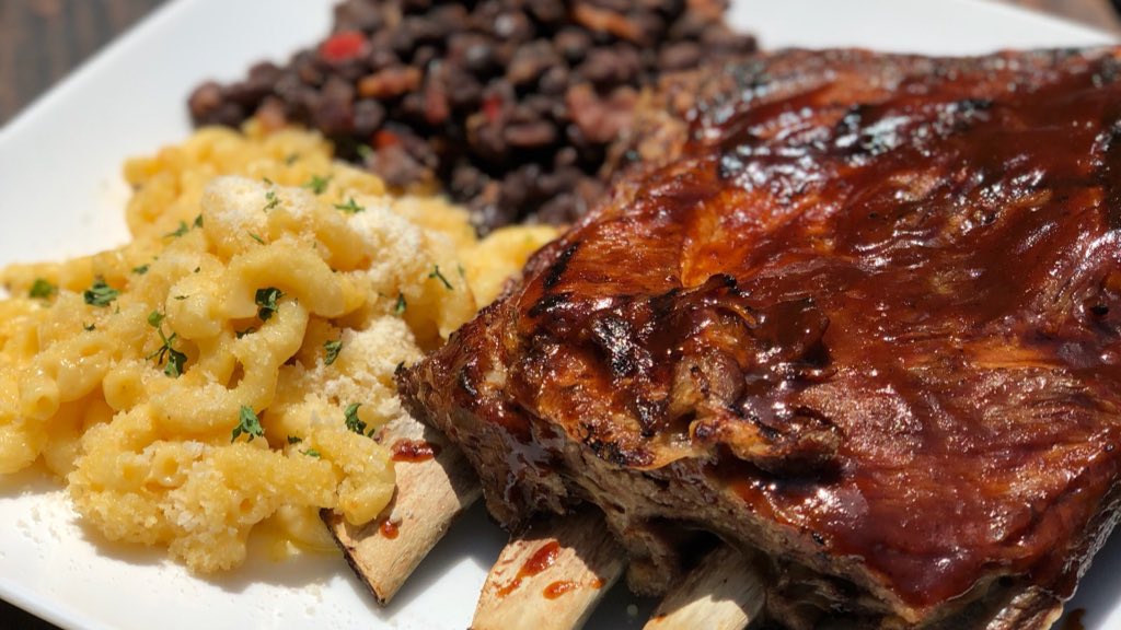 raglanob's tweet photo. Farmers market special! ๐ฑBBQ Pork ribs, maple bacon baked beans and homemade macaroni n cheese ๐ฑServed with a draft beer or house wine for $16.99 #raglanpublichouse #mmmbeer #oceanbeach #oceanbeachsd #ribs #bbq #farmersmarketspecial #farmersmarket https://t.co/A18FEdV3Ct