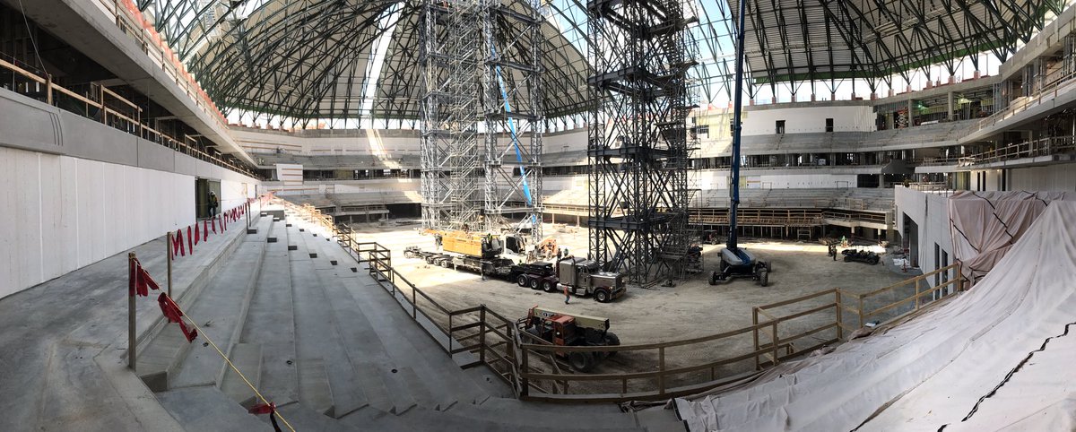 ScottGordonDFW's tweet photo. The roof is almost up on @DickiesArena and it's really taking shape. AT 6: A peek at what it looks like inside.  @NBCDFW https://t.co/olkUM94t5h