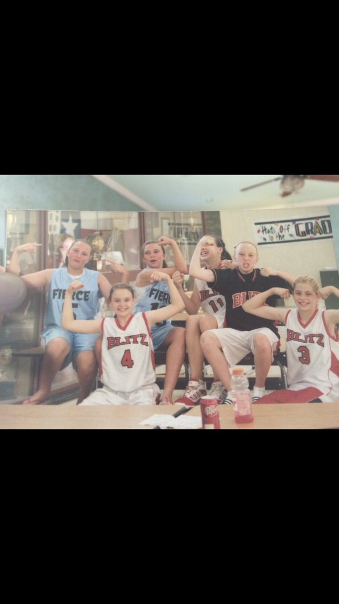 Also, HAPPY (belated) BIRTHDAY to one of my best fiends since day 1. You are a one of a kind person and I’m blessed to have ya in my life! Hope year 21 is as great as your jump shot 🤩 ❤️