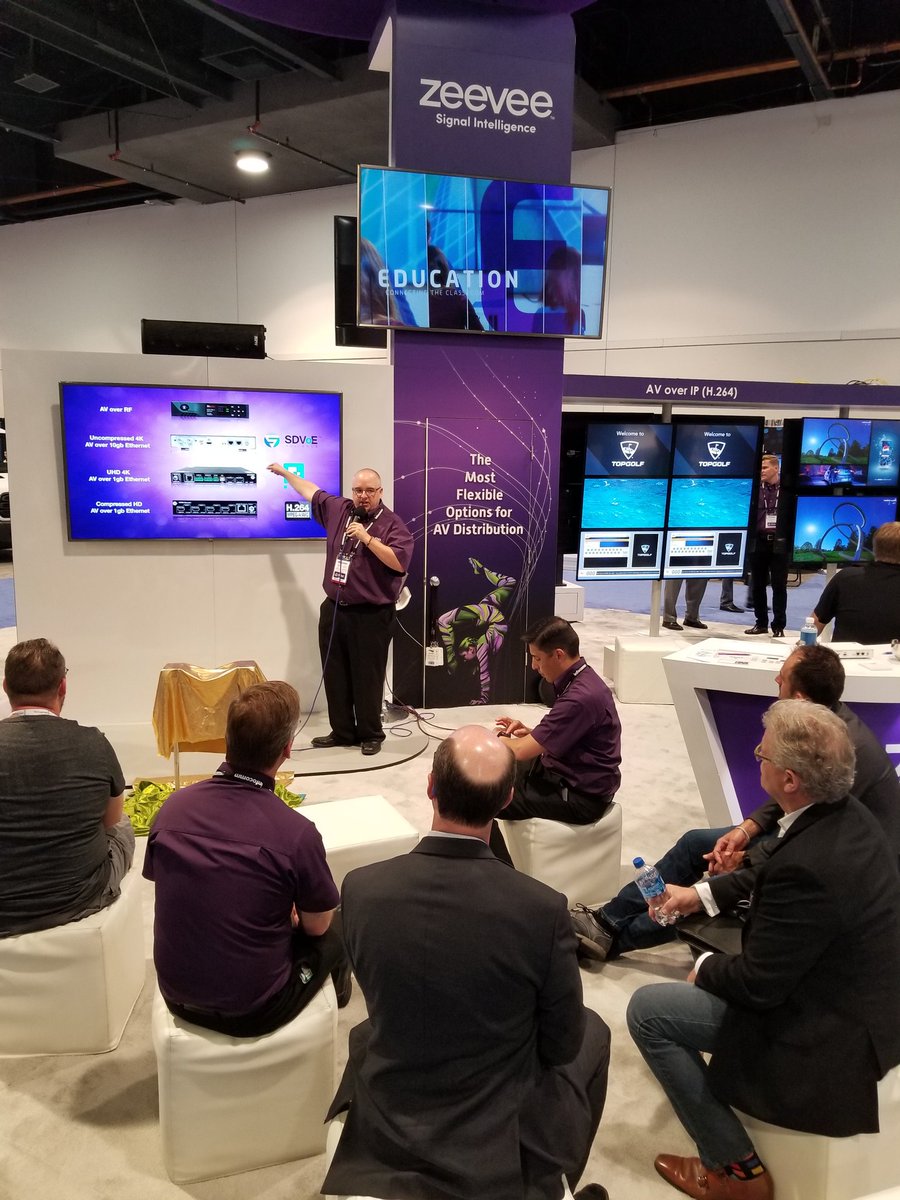 BigDougW's tweet photo. .@garthwleach gives the crowd the lowdown on @ZeeVeeInc #flexibleAV solutions at #infocomm18 booth C3980 LVCC Central Hall #InfoComm2018 https://t.co/OUh86eDTY7