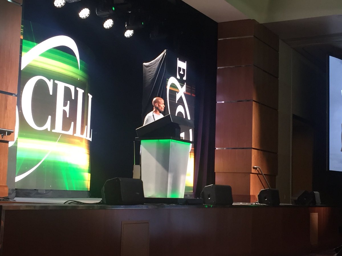 PaulWestCoach's tweet photo. Back to back events with a common connection! @davidgoggins @the100MileMan #excell2018 #EliteLINC @TDA4advisors @carson_coaching https://t.co/ja0z4rAzeR