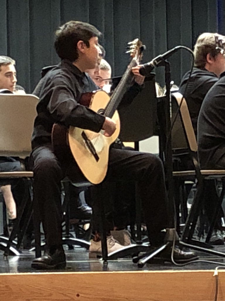 RBM_MrFisher's tweet photo. Excellent mix of classic and pop, including three individual solos, at the Guitar 7/8 concert. Wonderful farewell to @adamkossler who has taken our guitar program to new levels in his tenure here at River Bend! He will be greatly missed! @RBMS_Official https://t.co/x2bJUpP7VD