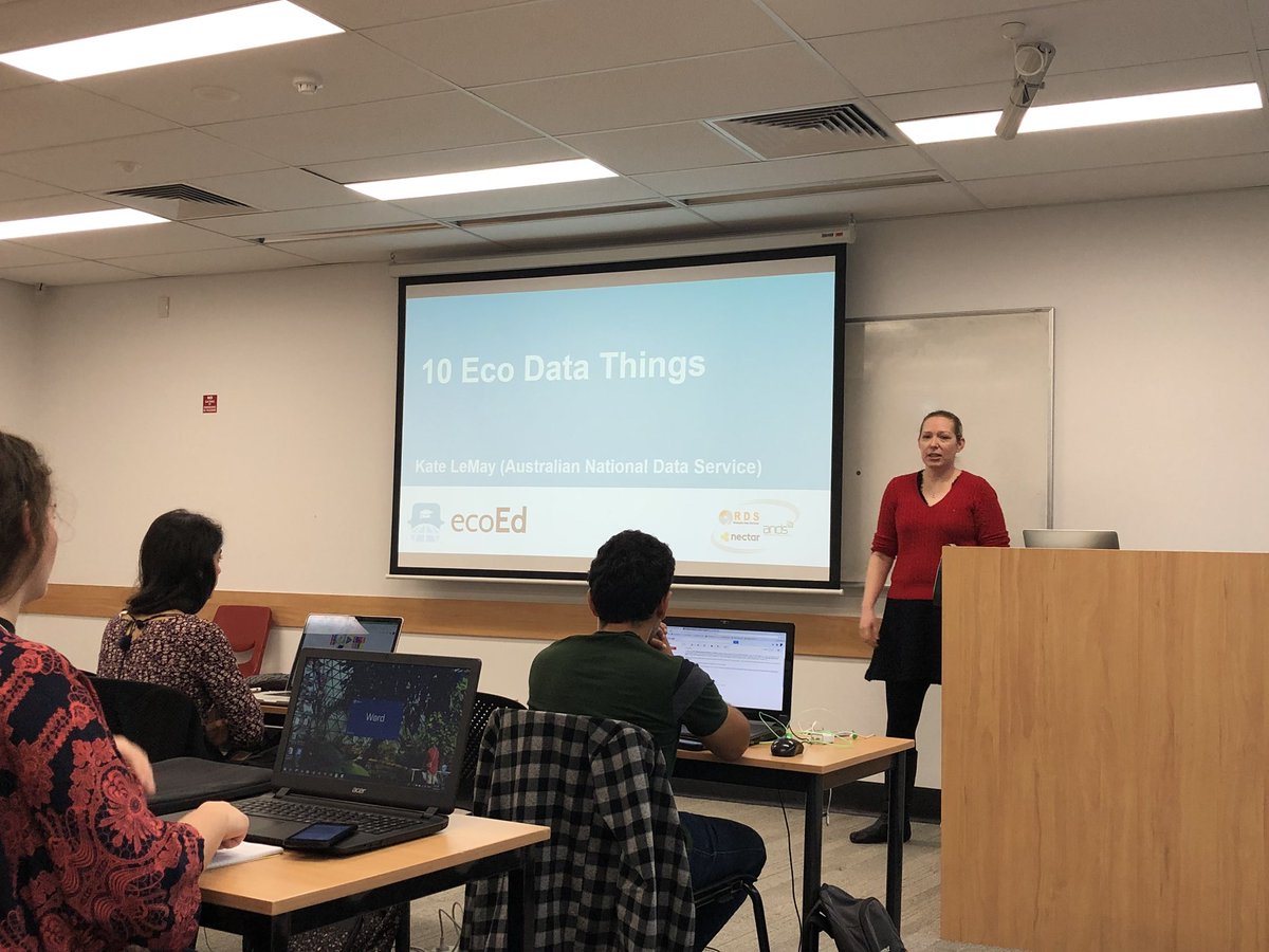 ecocloud_'s tweet photo. @katelemayands running the 10 Eco Data Things module at #ResBazBris @ecoEd_ https://t.co/O6okZyr4ok