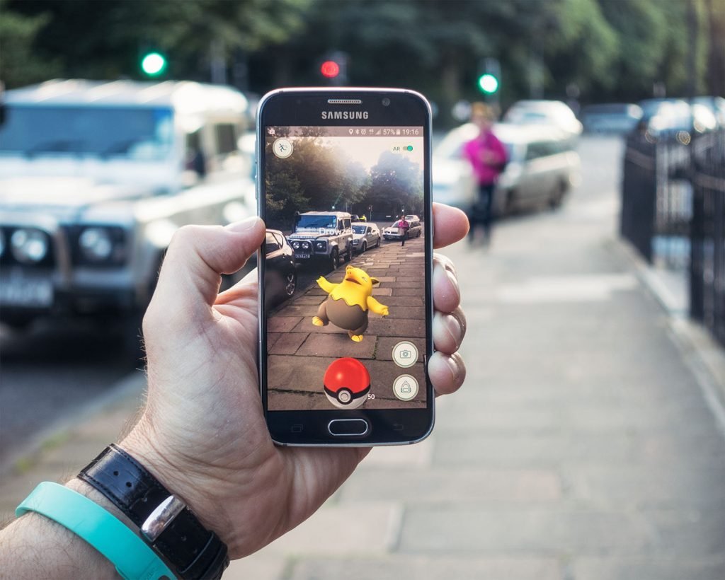 vrrennes's tweet photo. TOP 10 : Applications concrètes de la réalité augmentée (1/2)  https://t.co/G4prS9aky5
#RA @ActuVR360 https://t.co/9rELUxNGNj