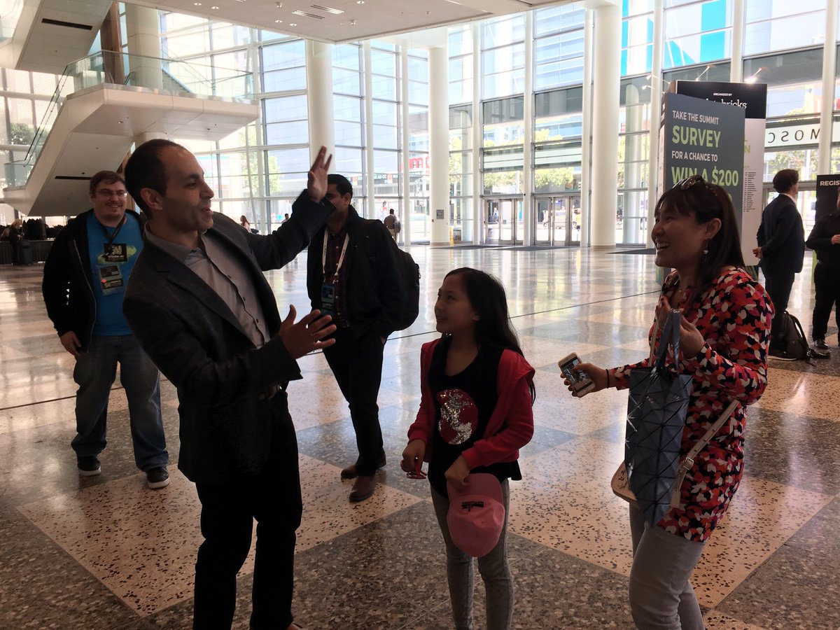 Lan_Jiang's tweet photo. My family came in the #SparkAISummit just to say hi while I was working at @databricks booth and guess who they bumped into? 😀 https://t.co/OZ8U65VXxA