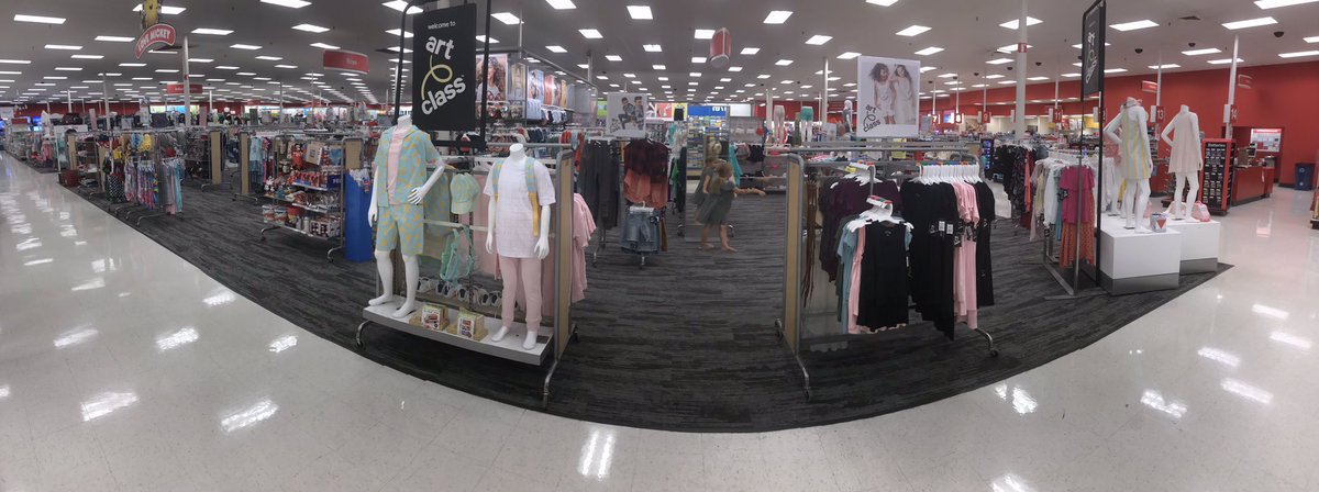 Adjusted the boys/girls floor pad to accommodate MOIC+Art Class! Loving the cross mix of B &amp; G!! #switcheroo #theNorth