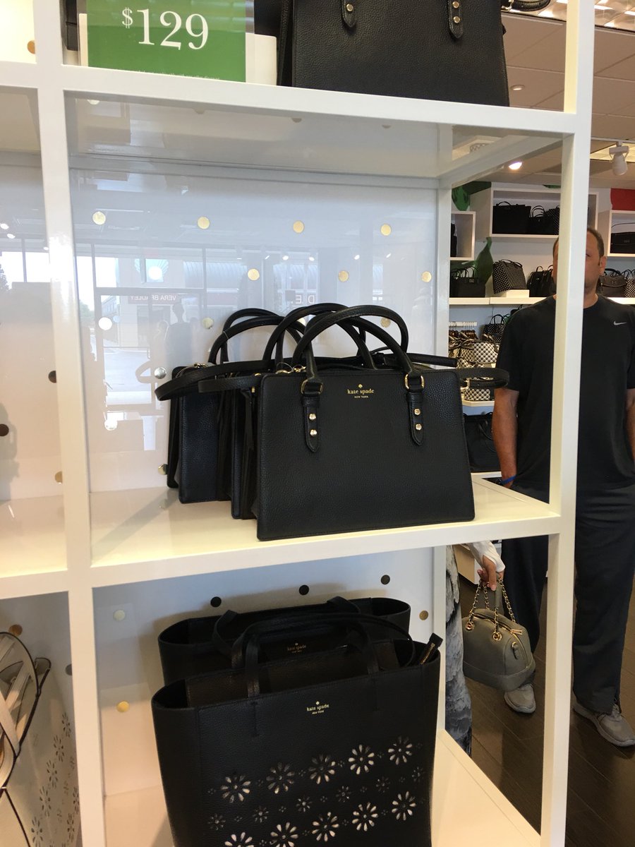 maddy_pfister's tweet photo. #MyFirstKateSpade was a surprise from my Mom and Dad for working so hard in school and work & I remember being so excited and my heart melting at these pictures 💕 https://t.co/0VYMeX8fNW