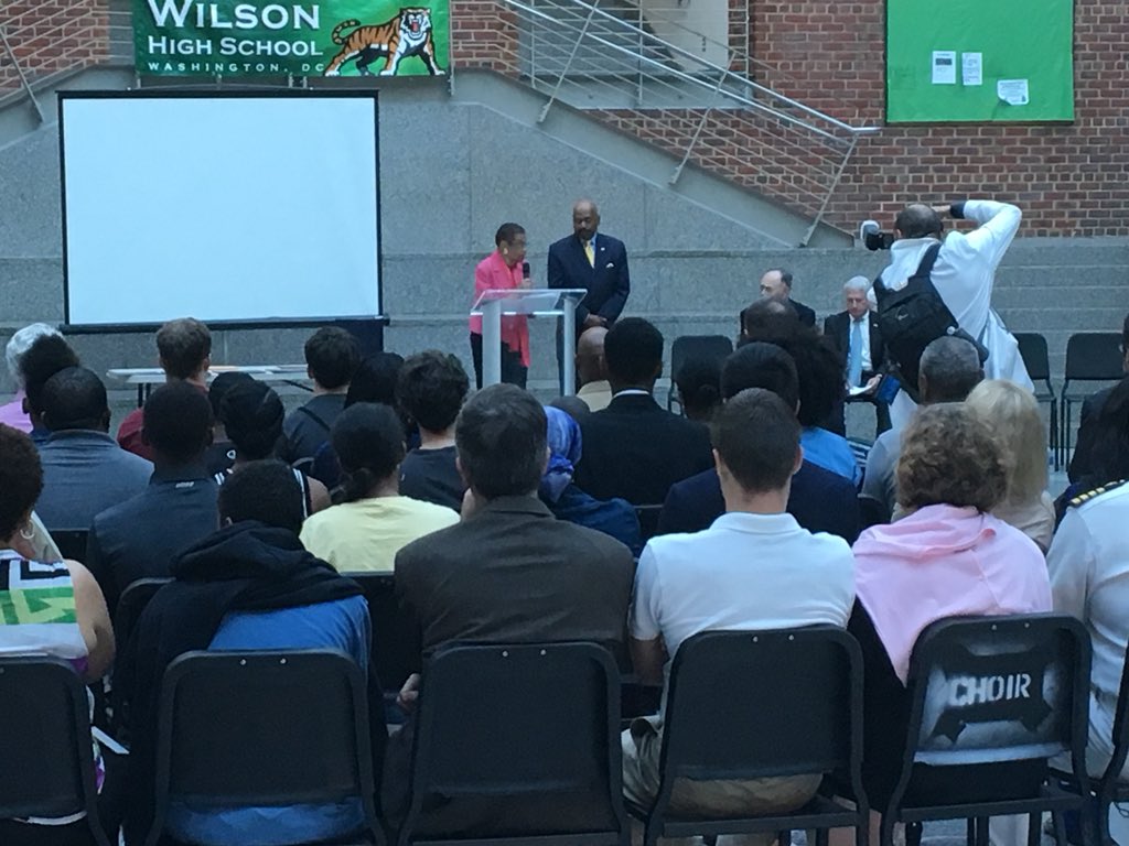 Gaal_DCPS's tweet image. Congresswomen Holmes-Norton hosting Service Academy reception at Wilson HS. DCPS High Schools McKinley, Walls, Wilson, and Woodson all with appointees! @dcpublicschools #supportanddefend