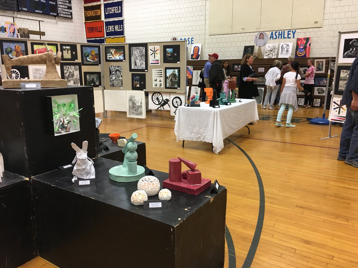 Region14Art's tweet photo. Art show is open!! Come see it in the gym #ctreg14 (we have giant connect 4) https://t.co/3gbDftNGKz