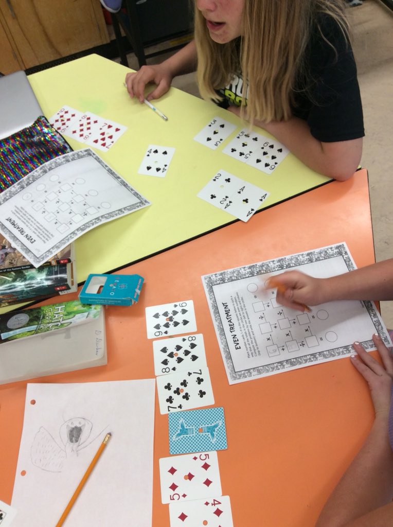 DebDunham16's tweet photo. Students worked cooperatively today to solve challenging math puzzles! 
#teamwork
#mathreallyisfun https://t.co/gwZBYbTUAx