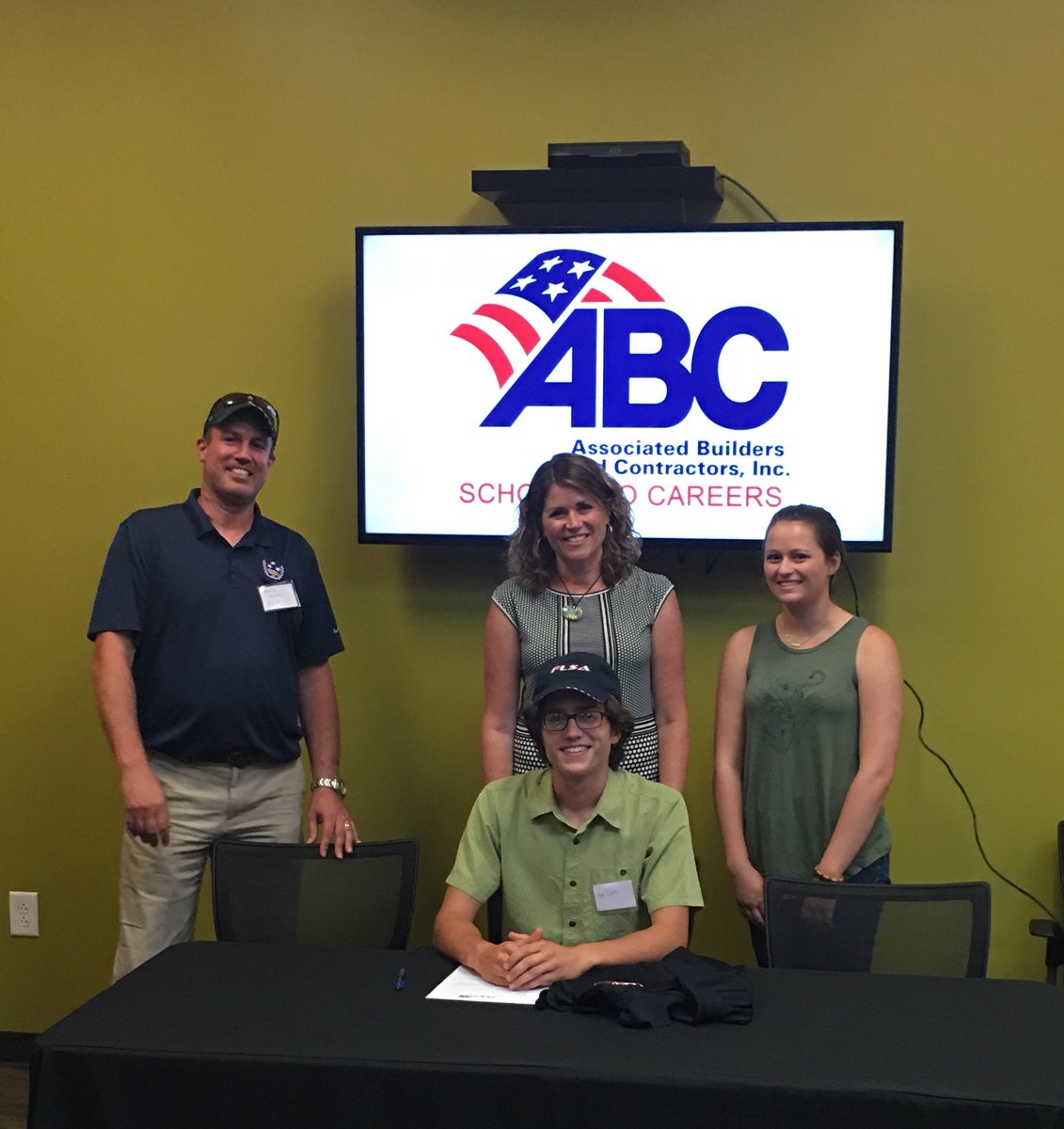 hhscarpentry's tweet photo. Just witnessed one of the coolest things: Ryan Collins signing his internship letter with FLSA @ABCCarolinasS2C @tanis892 @HHS_Huskies #CAD #sprinklerdesign @WCPSS @WCPSS_SHED https://t.co/5dOTRMVcZY