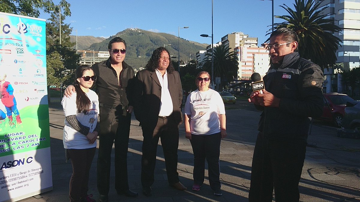 chinto_espinoza's tweet photo. #EnVivo
#CanalUno #TVC
#Asonic
Compas gracias por apoyarnos en esta carrera  #Jinsop #AnaGabriel #12horasDeAmorRelevoPorLaVida 
Los niños con cáncer cuentan con nosotros 💪.
Apoyemos a esta noble causa, los esperamos el 10 de junio.
@GustavoBarojaN.
@MarcelaCostales. https://t.co/xHYpqYxf9Q