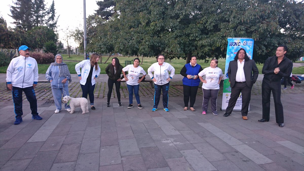 chinto_espinoza's tweet photo. #EnVivo
#CanalUno #TVC
#Asonic
Compas gracias por apoyarnos en esta carrera  #Jinsop #AnaGabriel #12horasDeAmorRelevoPorLaVida 
Los niños con cáncer cuentan con nosotros 💪.
Apoyemos a esta noble causa, los esperamos el 10 de junio.
@GustavoBarojaN.
@MarcelaCostales. https://t.co/xHYpqYxf9Q