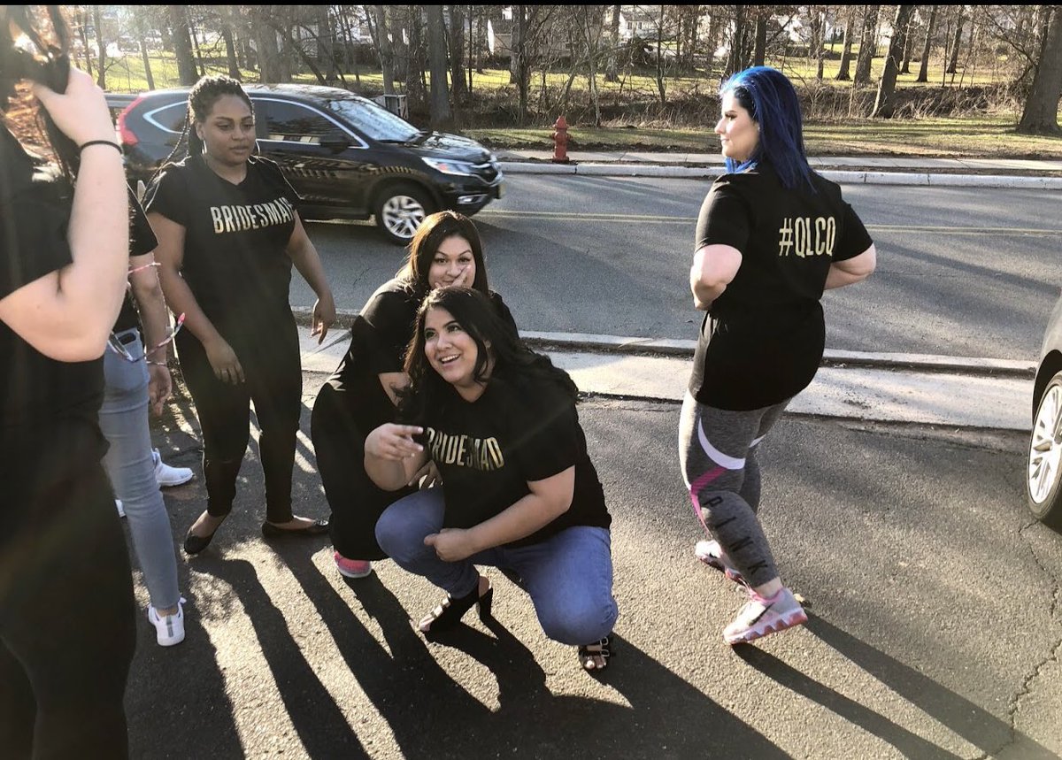 luunavalentinaa's tweet photo. Anyone: picture!
@StephGinette & me: -immediately squat- #NeverNotReady https://t.co/KLhmHIjK8j