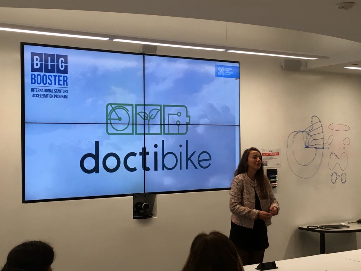 MarinaVernaton's tweet photo. About today: pitching in @MIT of Boston... ✨ @Doctibike @MassChallenge https://t.co/FoCtZeMXgl