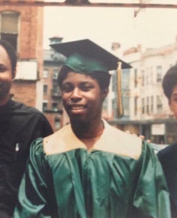 NoNameMalc's tweet photo. You may not have been here to watch me walk across the stage but I know you’re proud of me and smiling down upon me from Heaven! I love you Dad!! ❤️ #LikeFatherLikeSon #ClassOf2018 #Graduation2018 https://t.co/yUEj8vL3WD