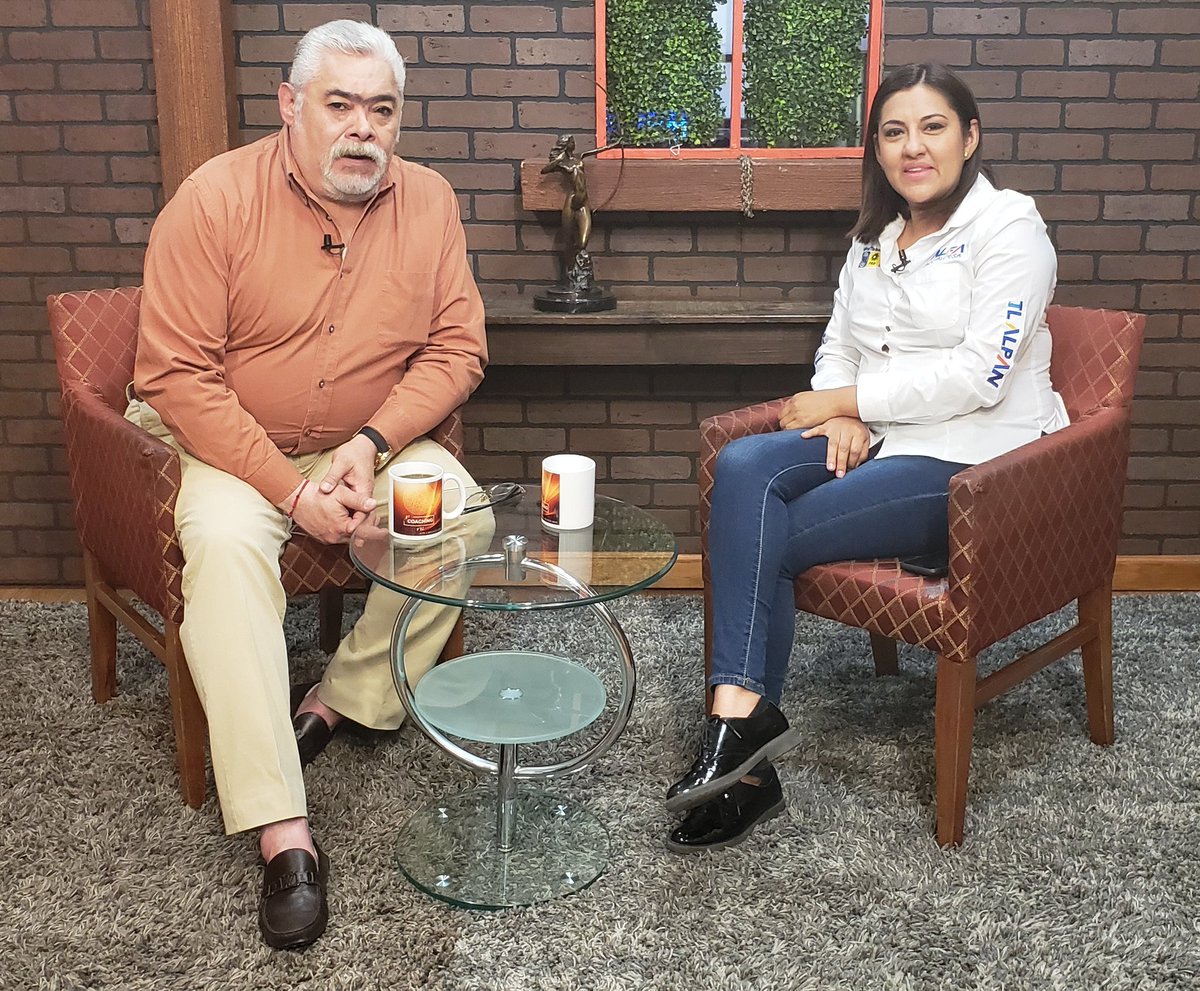 alfagonzalezm's tweet photo. Iniciando entrevista en el programa @Elcoaching_ytu con @CDV_ACC. En vivo por: https://t.co/BSUhW8rCTm https://t.co/FwxQouBfT0